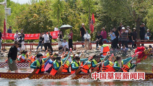 十二师屯垦文化旅游节暨二二二团第八届端午龙舟赛火热启幕